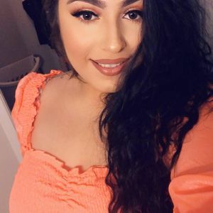 Meet your Posher, Tania